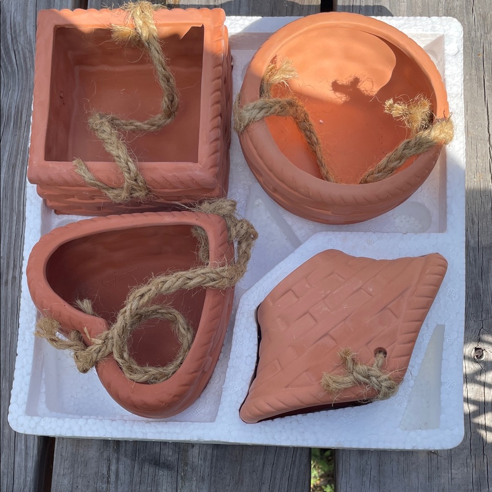 Rustic Terracotta Planter Set with Jute Hangers